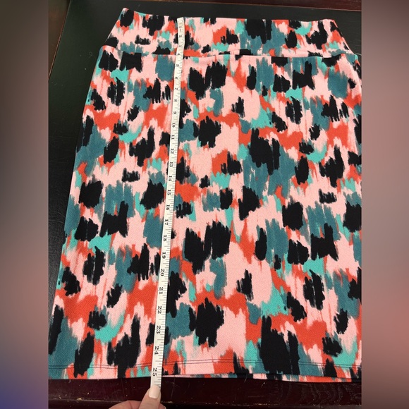 LuLaRoe Cassie pencil skirt size 2X - Picture 7 of 7